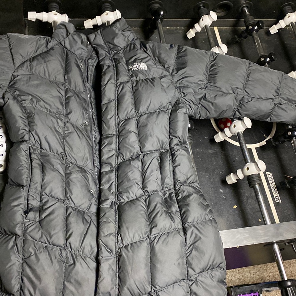 Girls Northface 550 down long coat. Size 10/12